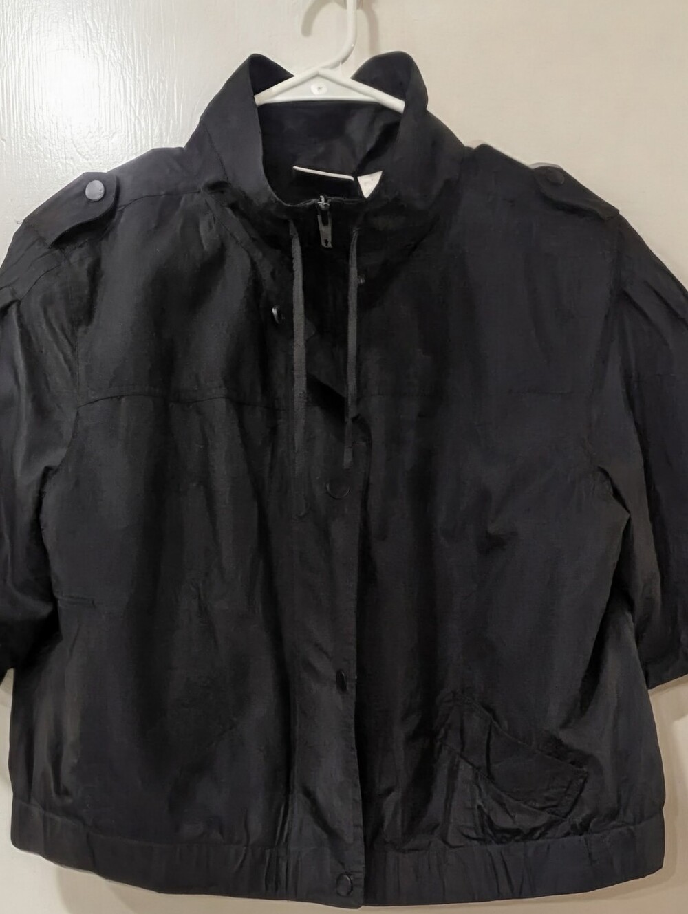 Women's CHICO Sz 2 Black Short Sleeve Jacket Pockets Epaulettes Elasticize Waist